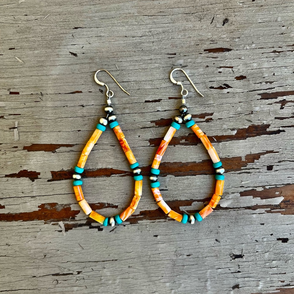 Orange Spiny Oyster & Turquoise loop Earring
